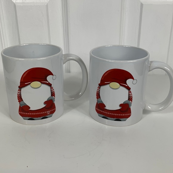 NWOT Design PAC set of 2 Gnome mugs. White with gnomes dressed in red - Picture 1 of 4